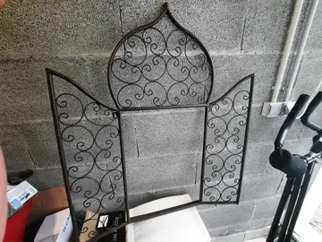 meuble fer forgé ancien