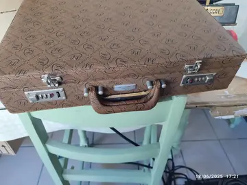 petite valise
