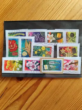 série timbres France fleurs et parfum