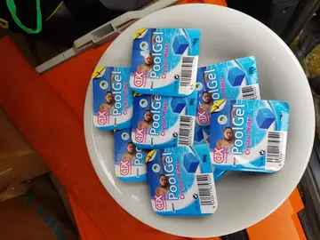 Gels floculents pour piscine