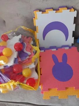tapis à assembler pour enfants avec balles