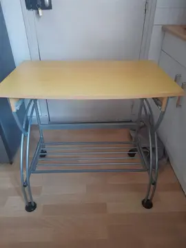 Table bureau