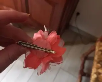 Barrette a cheveux fleurs rose