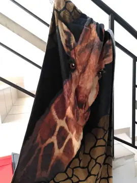 drap de plage motif girafe Safari de Peaugres