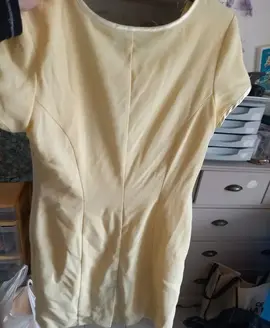 robe jaune a fleurs manche courte pour femme laver taille 38