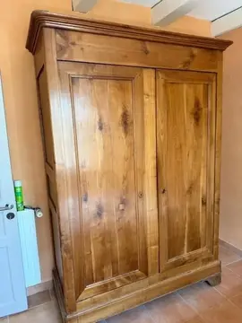 Armoire en fruitier ancienne