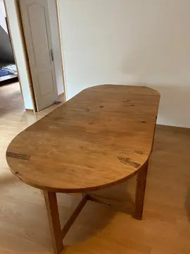 Table en bois avec partie pliable
