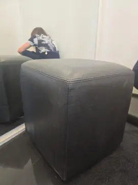 pouf noir