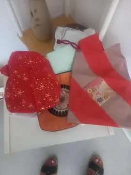 lot de petites pochettes