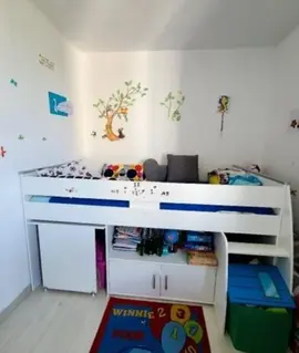 lit pour enfant avec rangements mais sans bureau