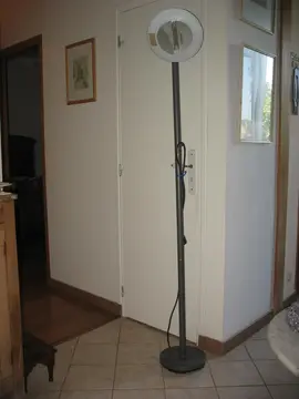 Lampadaire fonctionne, orientable