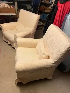 2 fauteuils entièrement dehoussable