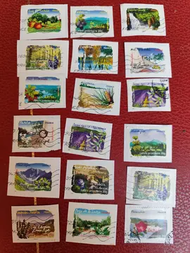 18 divers timbres..flore régions..
