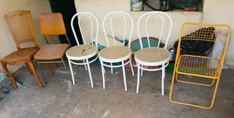 6 chaises dépareillées