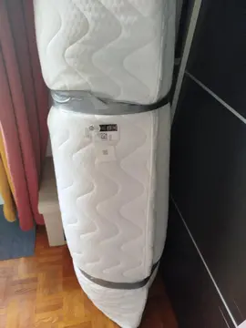matelas neuf convertible 140x185, épaisseur 7cm