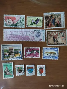 lot de timbres étrangers