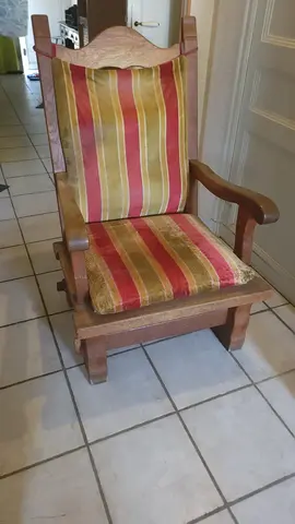 fauteuils en bois massif