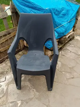 deux chaises de jardin
