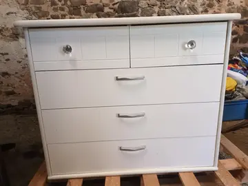commode blanche