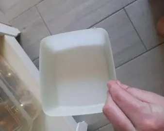 petite boite en plastique sans couvercle