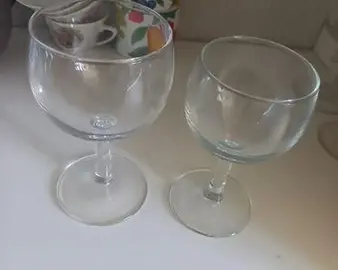 Verres vins à pied