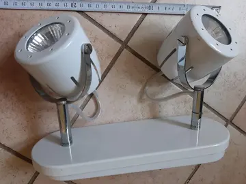 Spots orientables