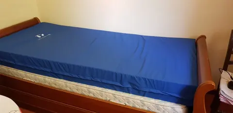 Matelas anti escarres (servi 3j), entièrement déhoussable