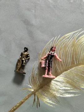 2 petits personnages