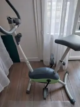 Vélo d' appartement