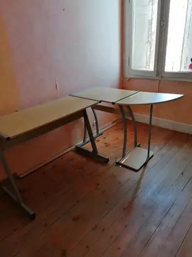 Canapé-lit, bureau, étagère