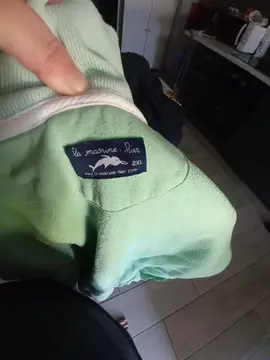 pull vert pour homme ou femme manche longue taille 2 xl un peux décoloré