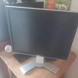 écran ordinateur de bureau DELL