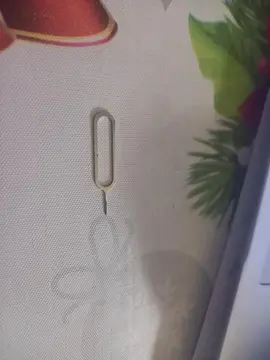 ouvre supporte carte Sim ou sd