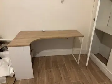 meuble assez bon état à donner.