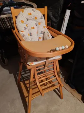 Chaise haute bébé