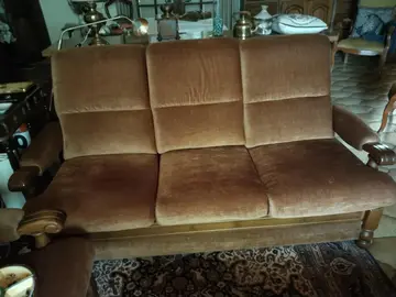 Canape, fauteuils table de salon