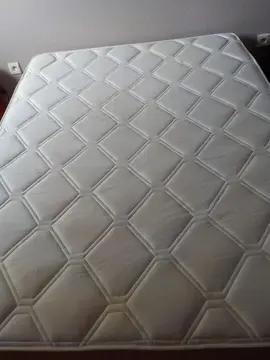 MATELAS 140X190