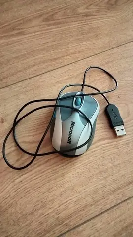 donne souris PC