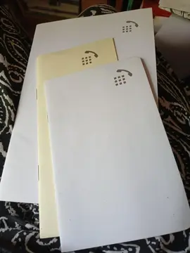 3 répertoires téléphoniques
