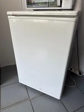 refrigerateur table top