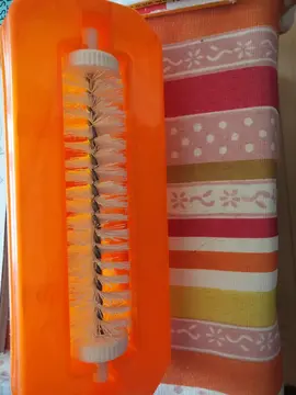 donne brosse de table