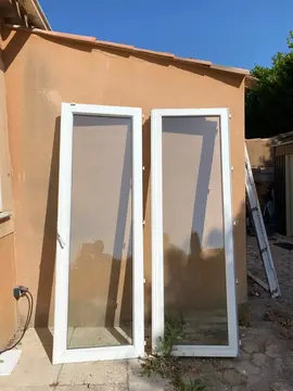 porte fenêtre avec volets PVC