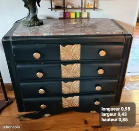 Commode noire et or