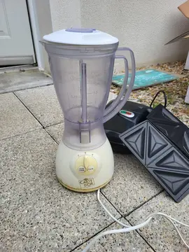 blender