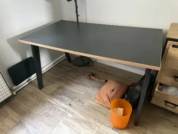 Bureau anthracite 140x80cm