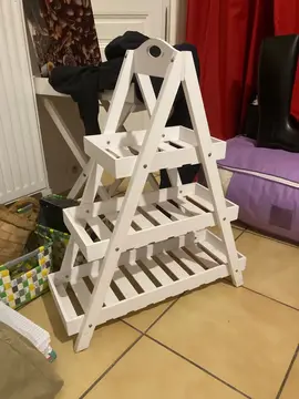Petit meuble de rangement blanc