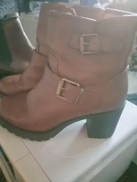 BOTTINES T37
