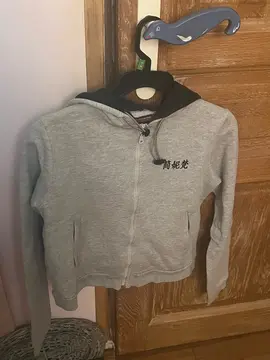 Sweat à capuche avec zip M