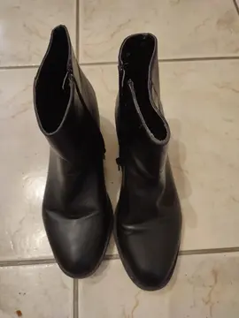 paire de bottines p39