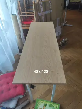 petite table ou petit bureau